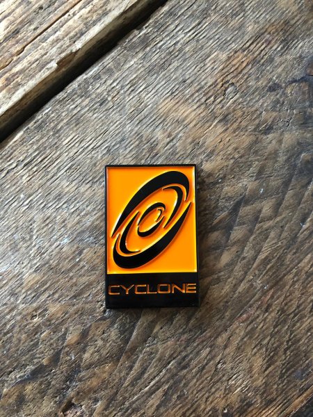 Cyclone Emblem orange schwarz 